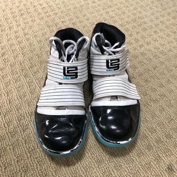 Lebron’s - Picture 2 of 4